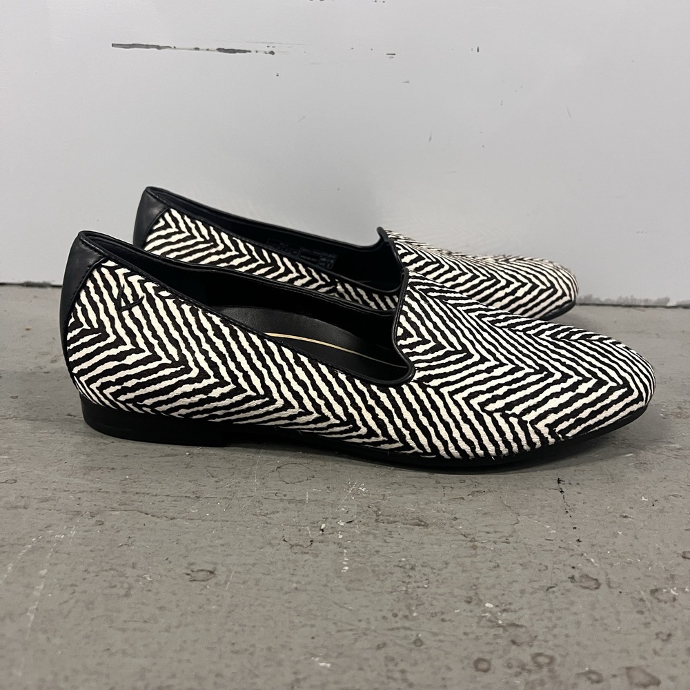 Vionic‎ Willa Flats Size 7 Black White Real Dyed Cow Hair Comfort Slip-On Shoes